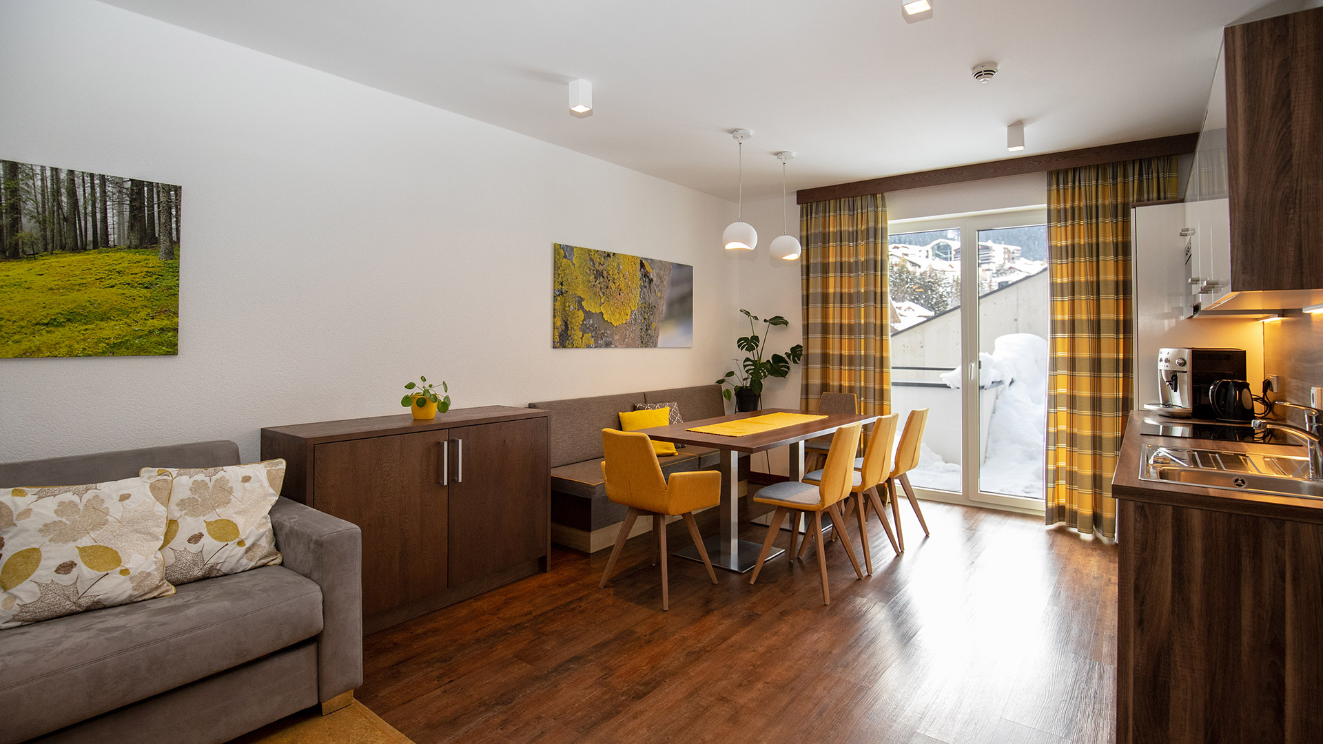 Ferienwohnung Ischgl 6 Personen Wohnbereich